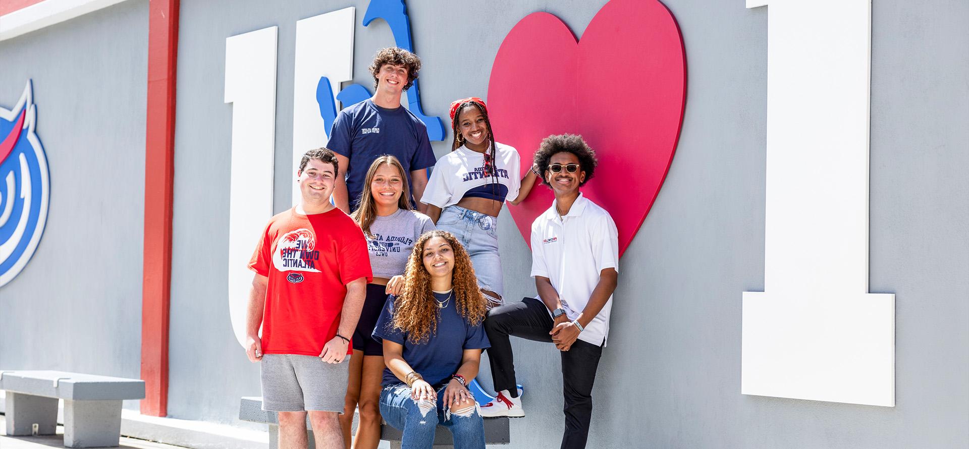 Group of FAU students smiling